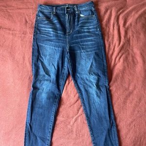 Distressed high waisted skinny jeans